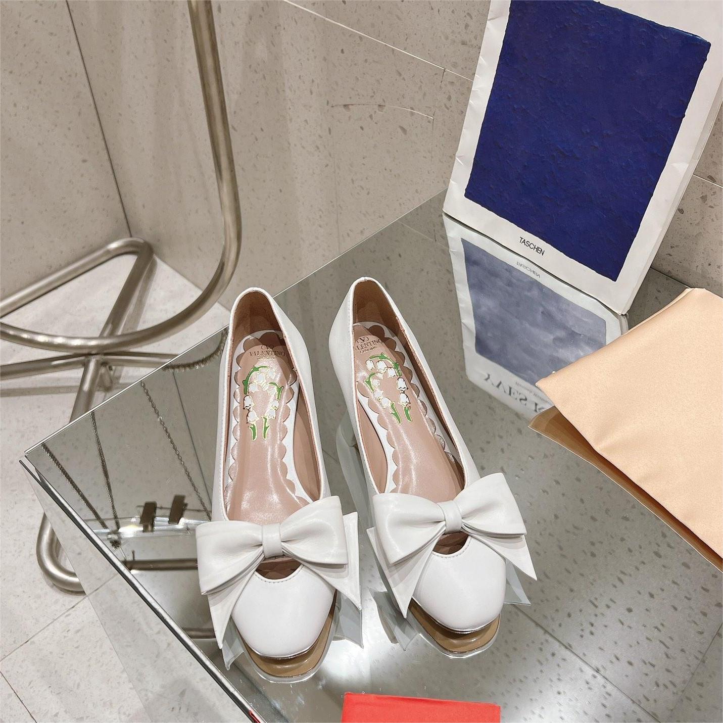 valentino-Early spring three-dimensional hollow bow block heels shoes