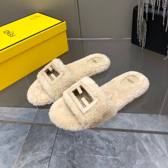 Fendi-Sheep Curly Hair Slippers