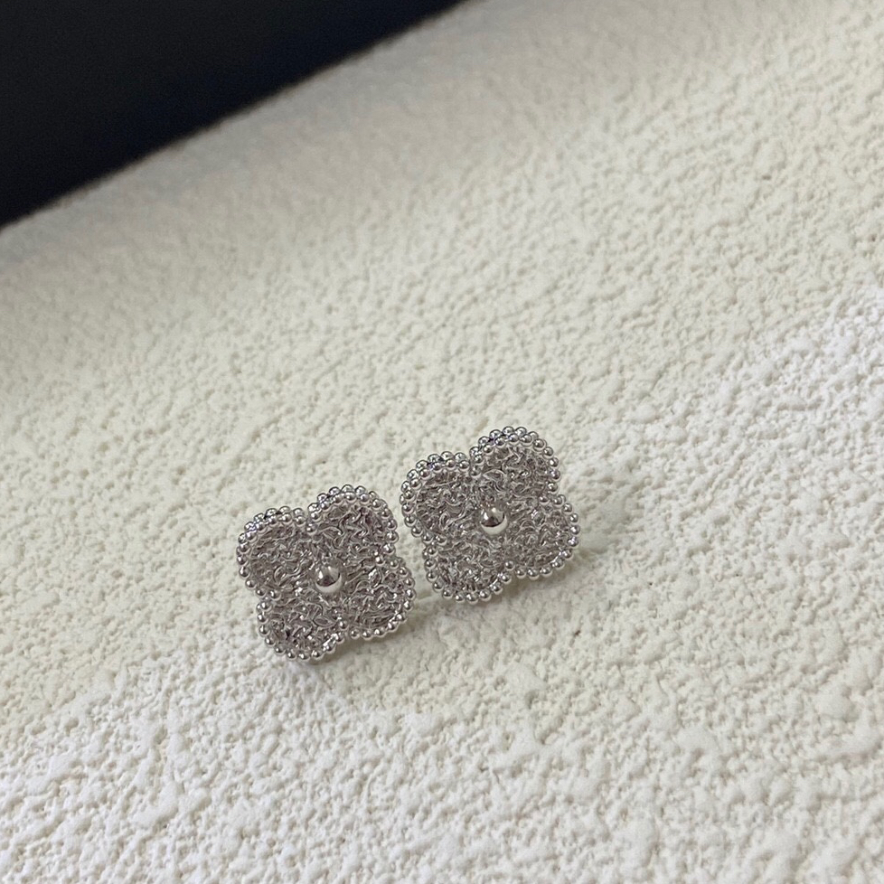 Van Cleef & Arpels - Four Leaf Clover Earrings