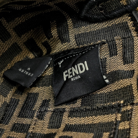 Fendi-Baguette Shoulder Tote Bag