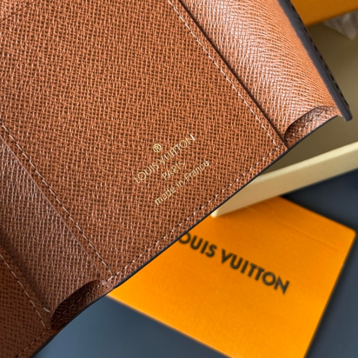 LV-Brown Canvas Wallet