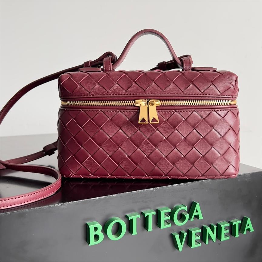 Bottega Veneta-Rope Makeup Bag