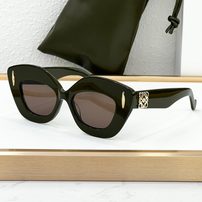 LOEWE-Cat Eye Frame Sunglasses