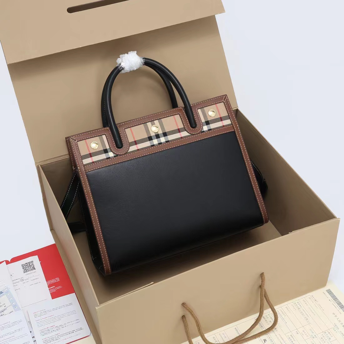 Burberry-Terler handbag