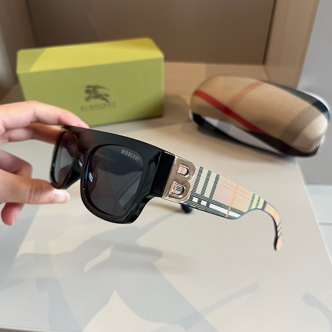 Burberry-unisex side large logo sunglasses