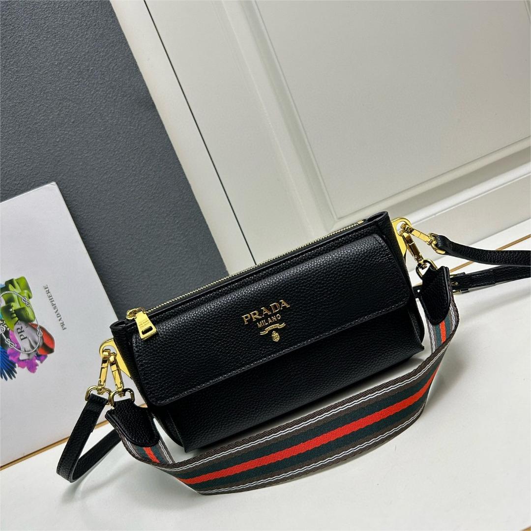 Prada-Flip zipper champion model