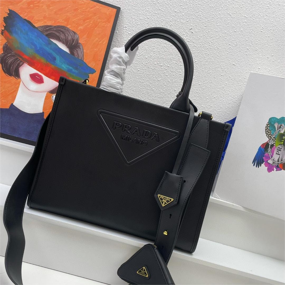 Prada-Full leather tote bag with Safiano leather handle design