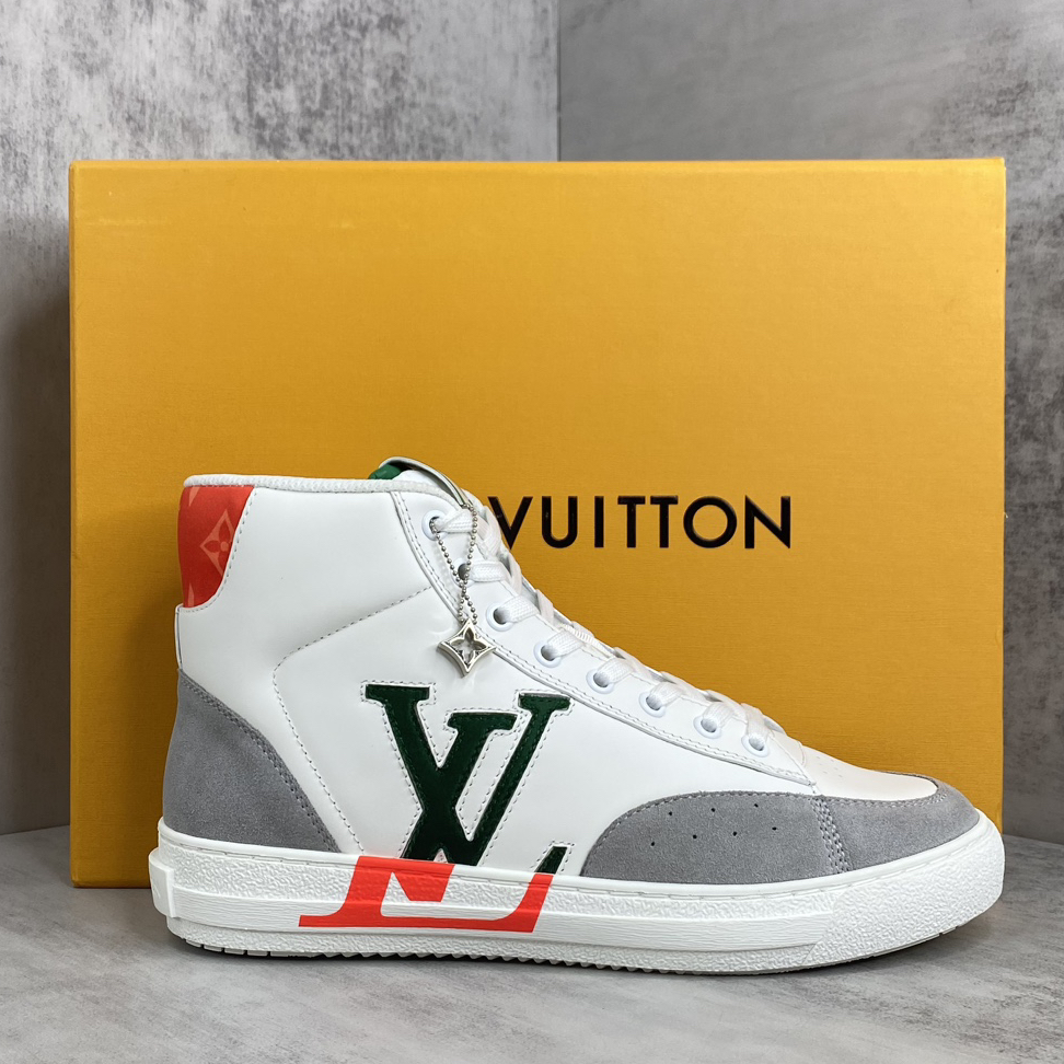 LV - Charlie Round Toe Lace Up High Top Board Shoes