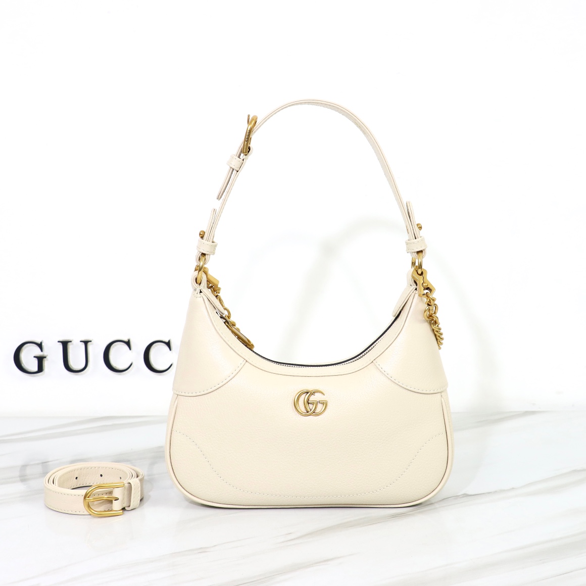 GUCCI-Aphrodite series small crescent shaped shoulder bag