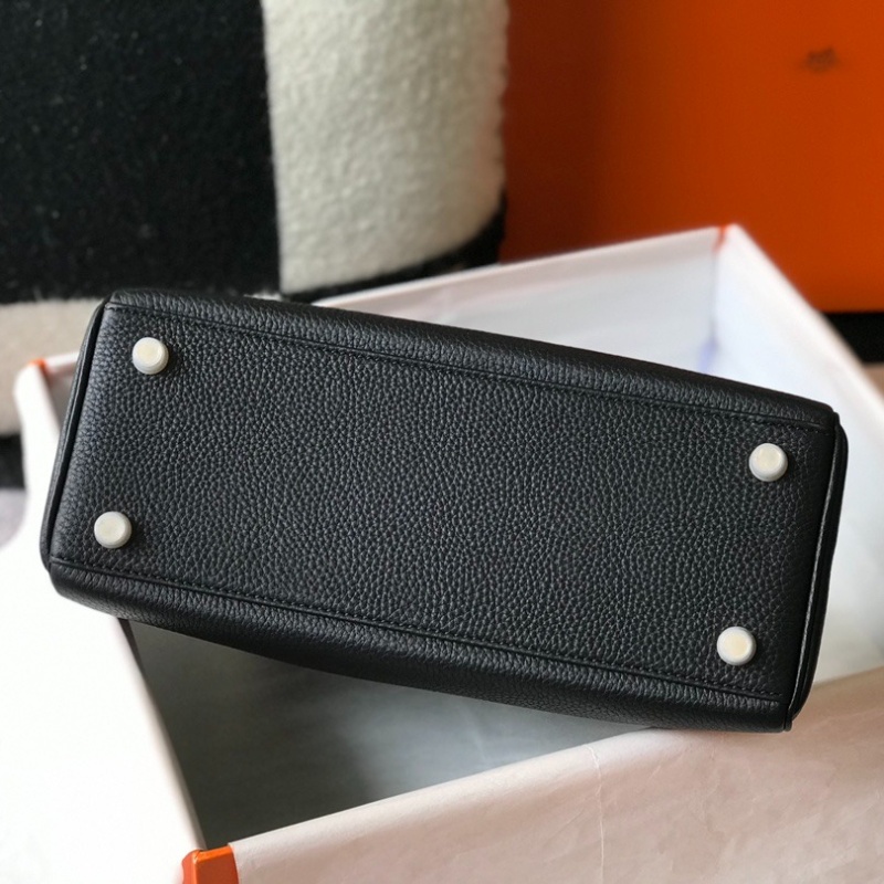 Hermès - Kelly 25cm Togo leather