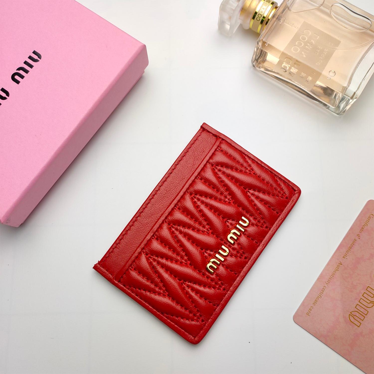 MIU MIU-Classic jacquard embossed design