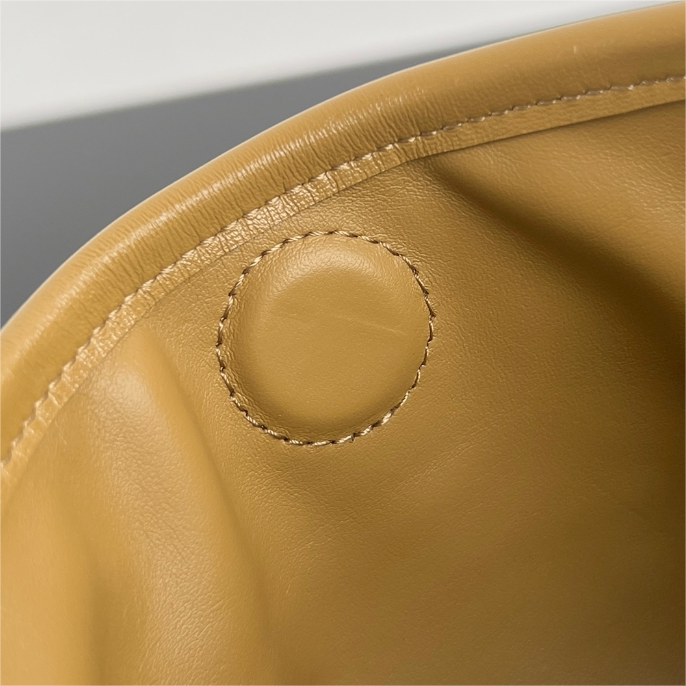 BV-Large Hop Cowhide Leather Woven Soft Hobo bag