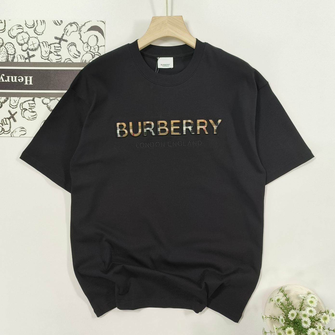 BURBERRY - New Letter Logo Casual Short Sleeved T-shirt