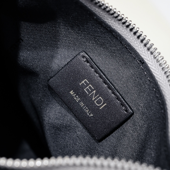 Fendi-Underarm Crescent Bag