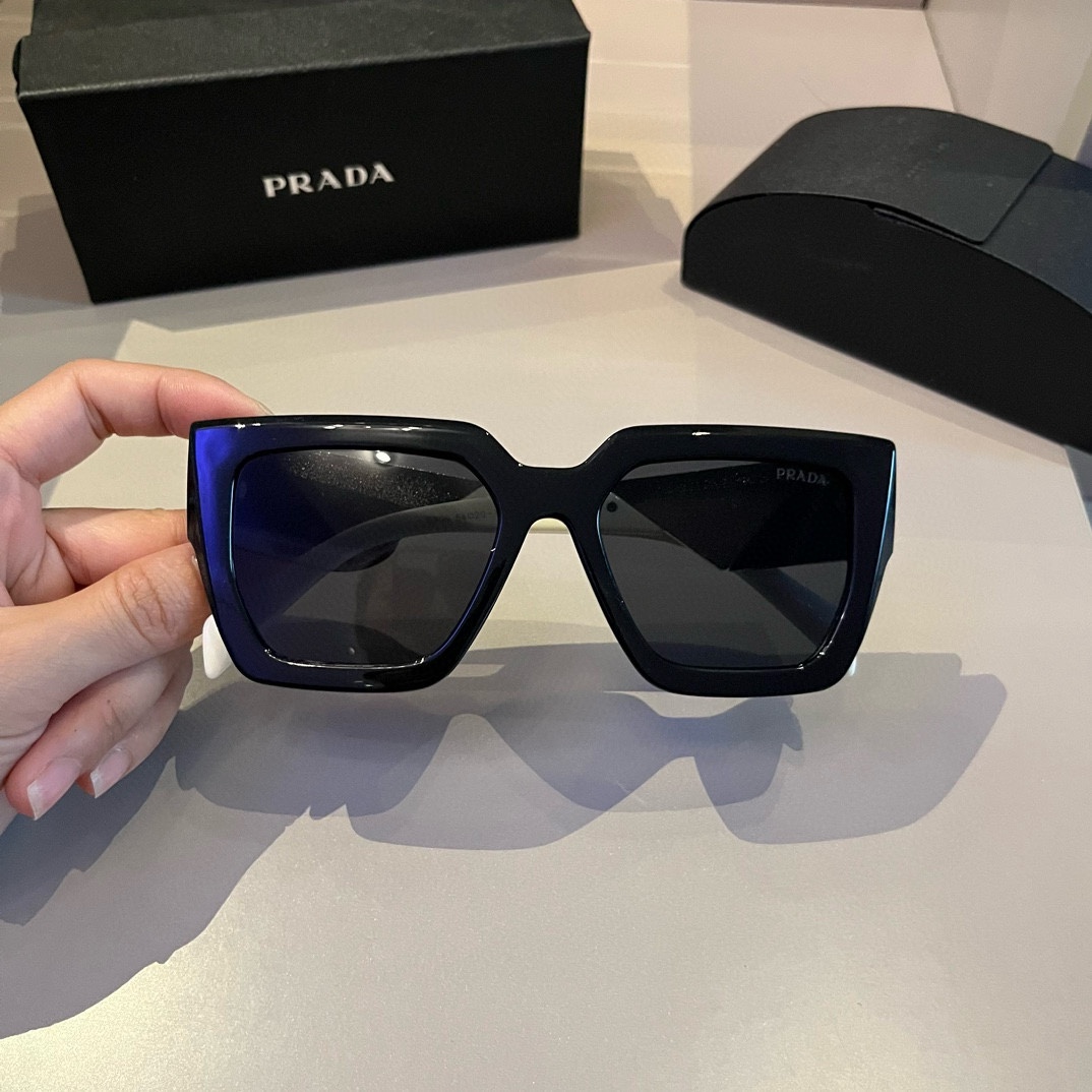Prada-unisex generous framed sunglasses