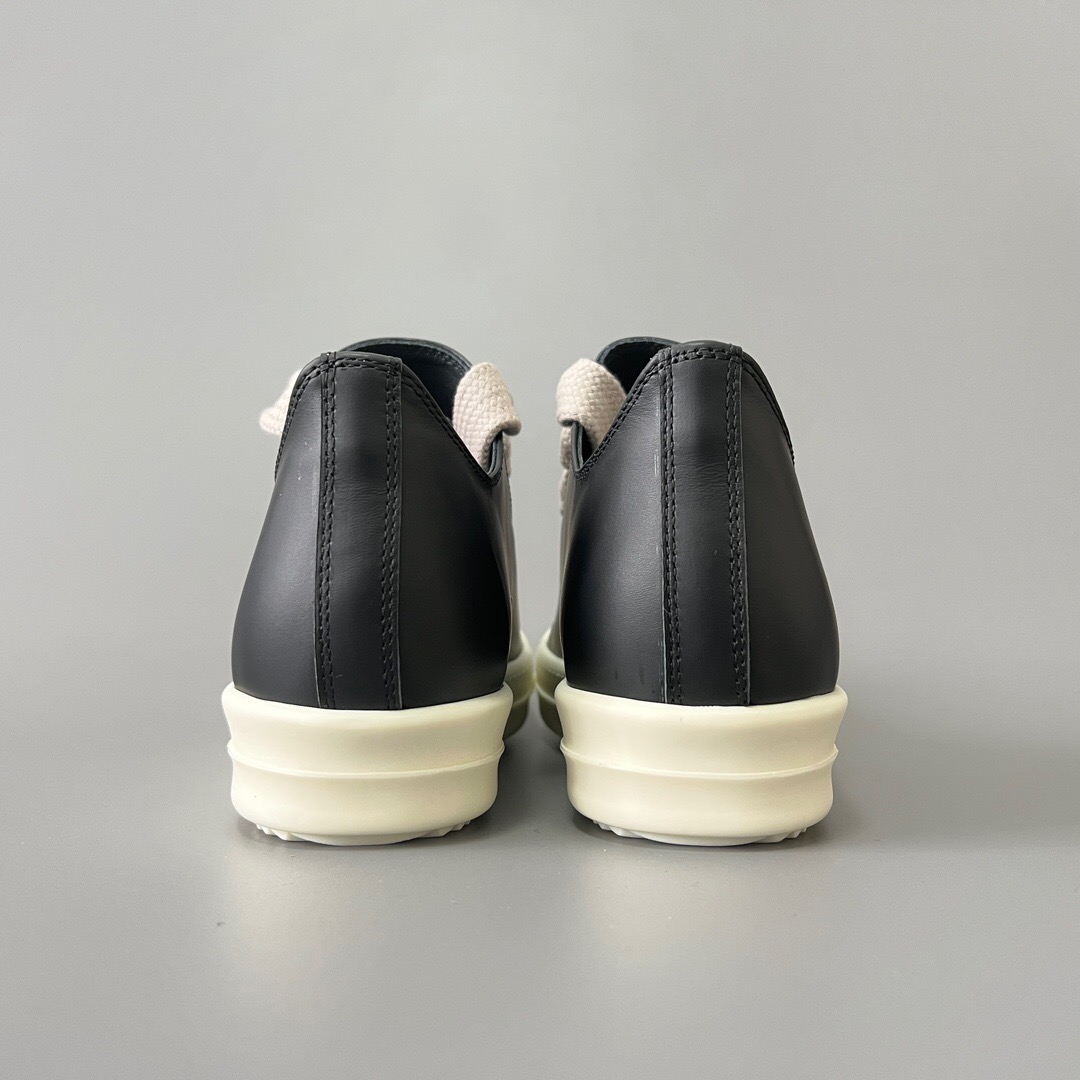 Rick Owens-Main line black low cut lace up leather surface