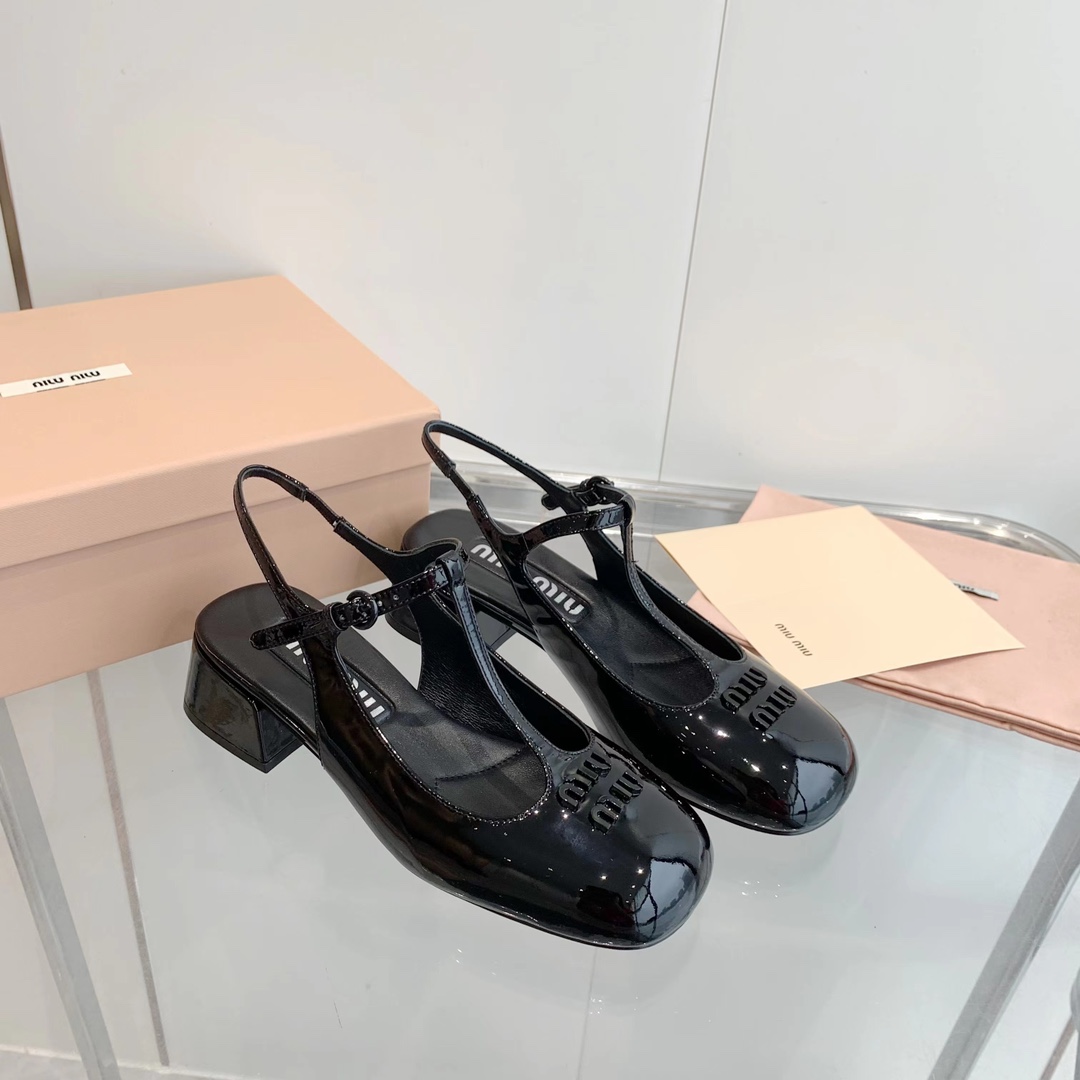 MiuMiu-Spring/Summer Square Head Thick Heel Shoes