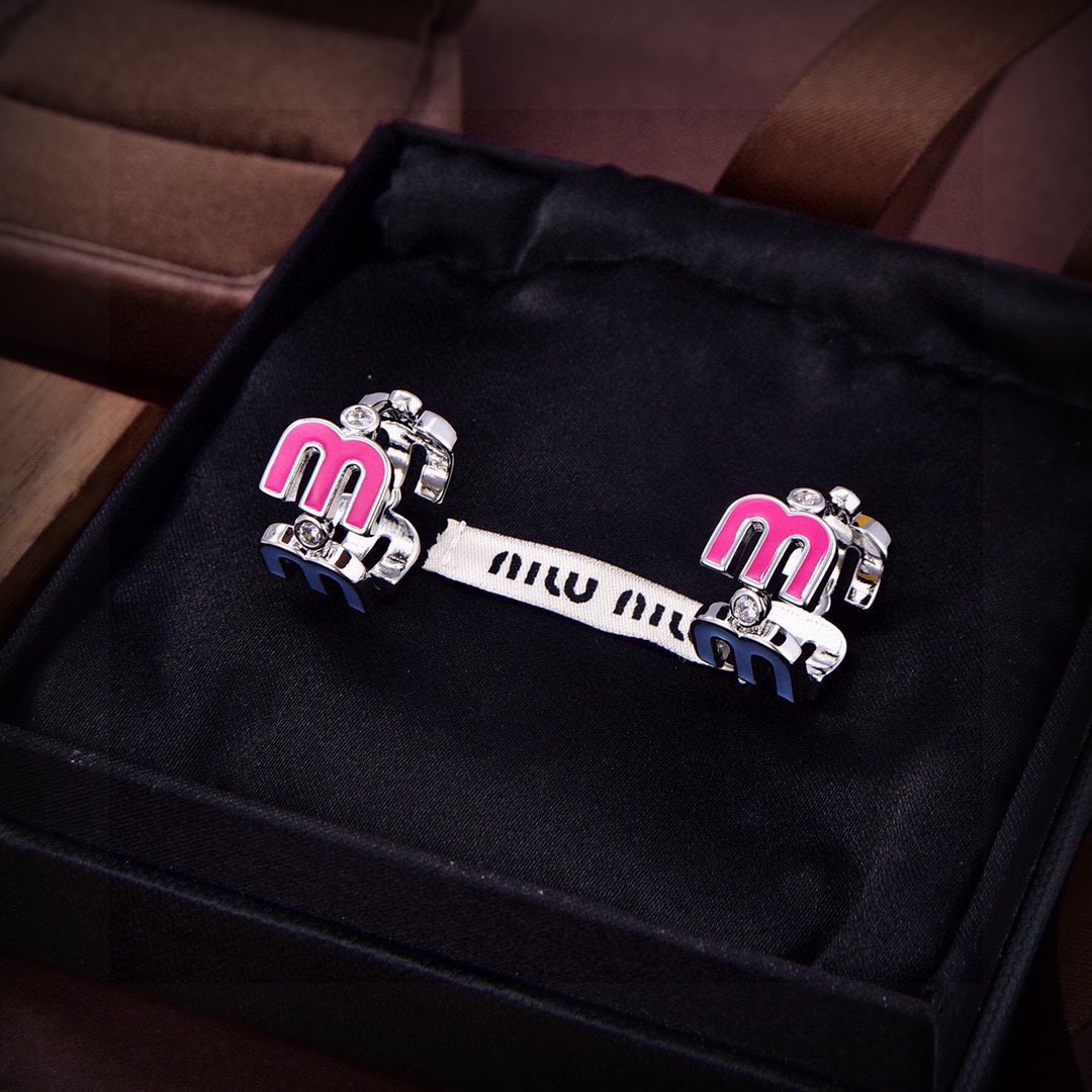 MIU MIU-Rainbow M letter earrings