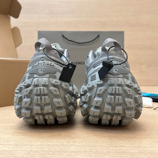Balenciaga-Retro Casual Tire Shoes