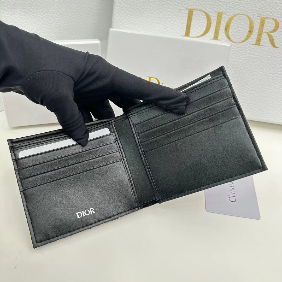 Dior-Black wallet