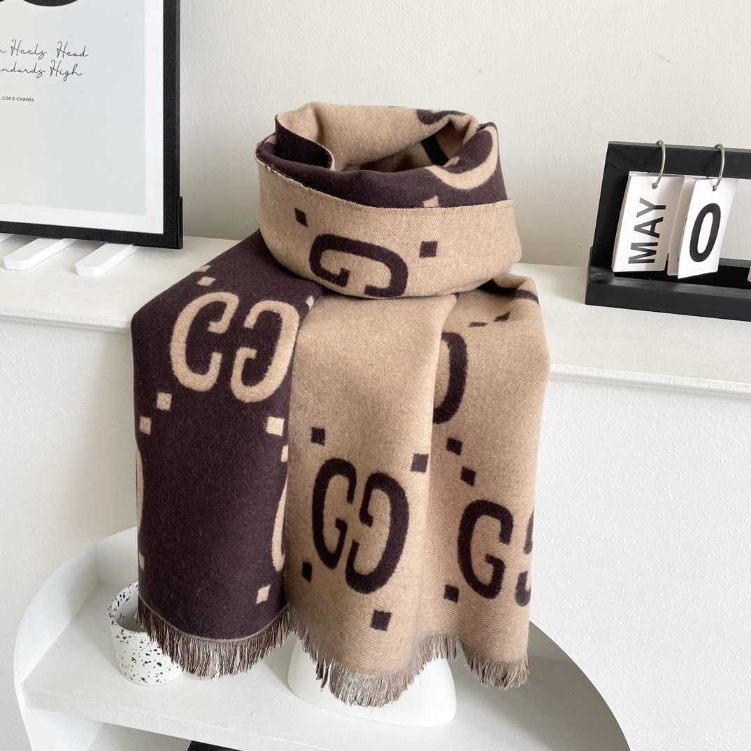 GUCCI-Jacquard wool long scarf