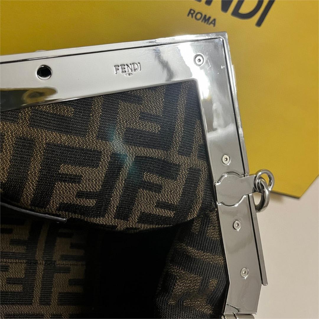 FENDI-Black patent leather handbag