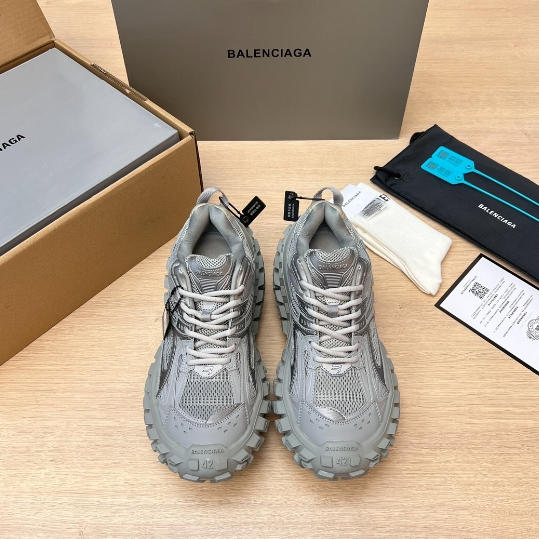 Balenciaga-Retro Casual Tire Shoes