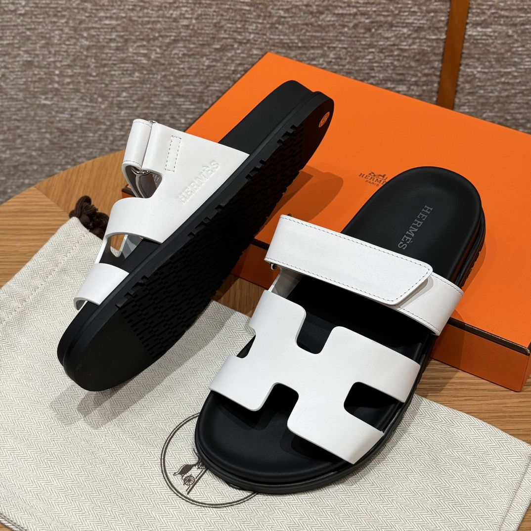 Hermes-chypre sandal