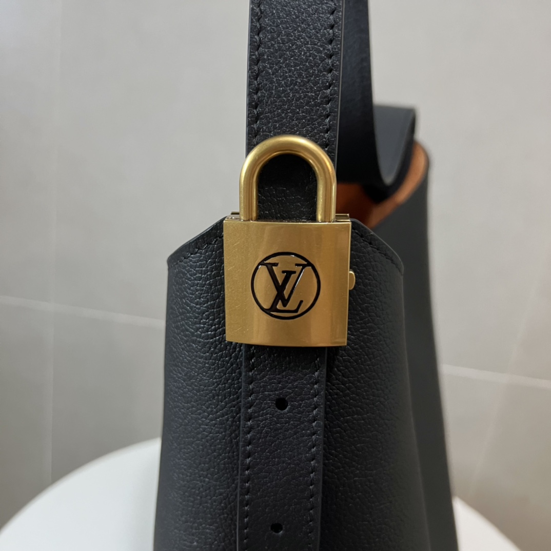 LV-low key hobo