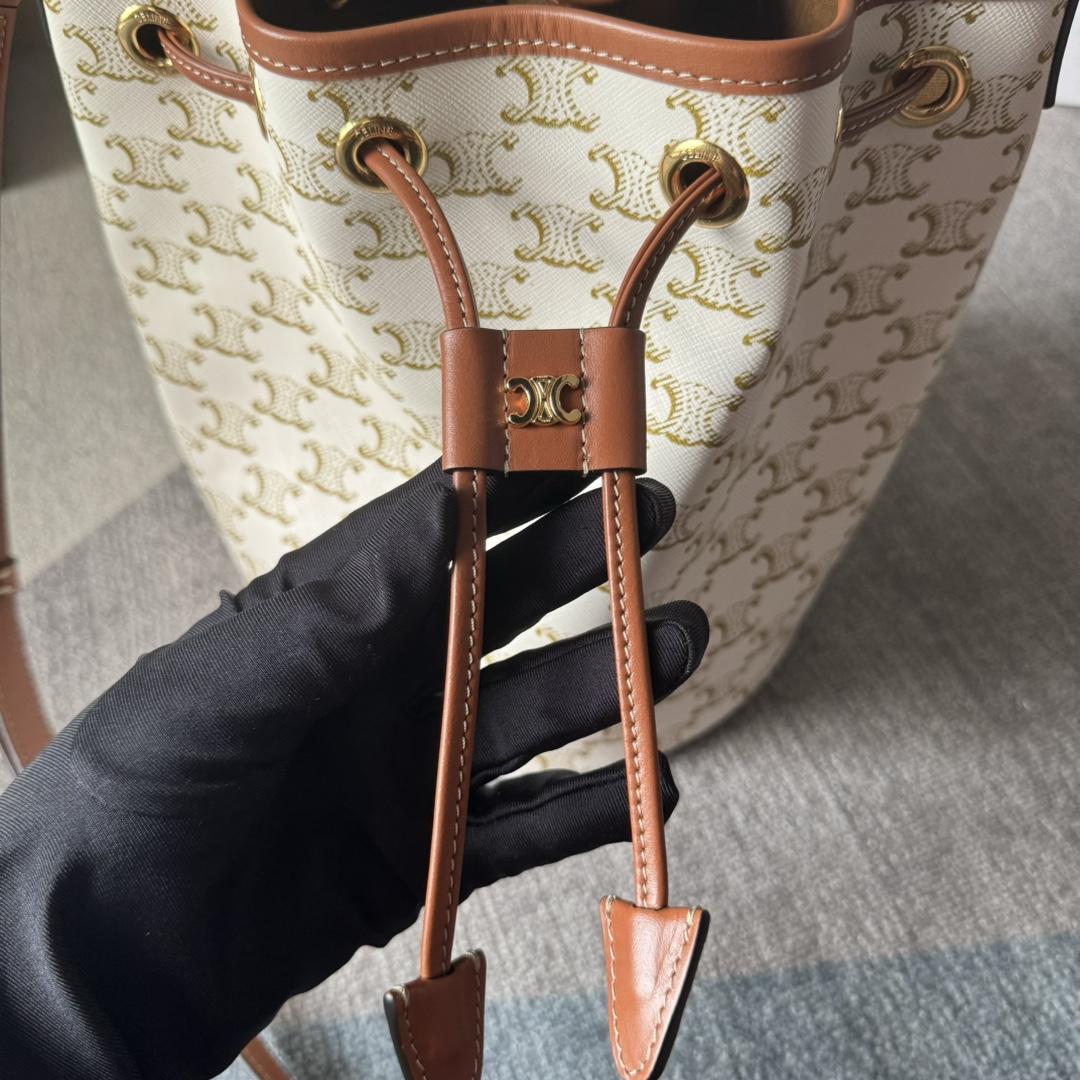 Celine-Bucket bag