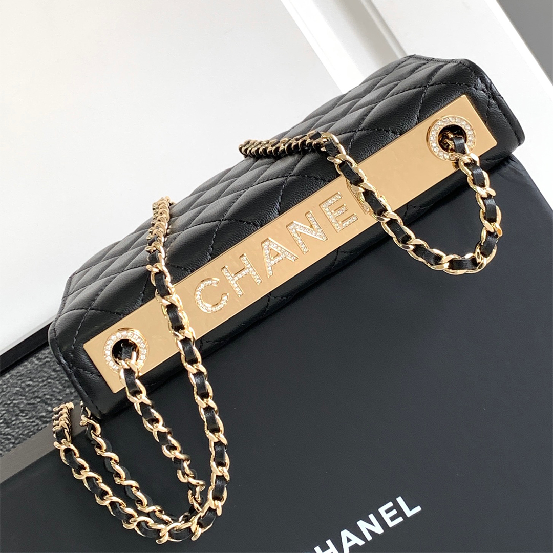 Chanel-Sheepskin Pouch