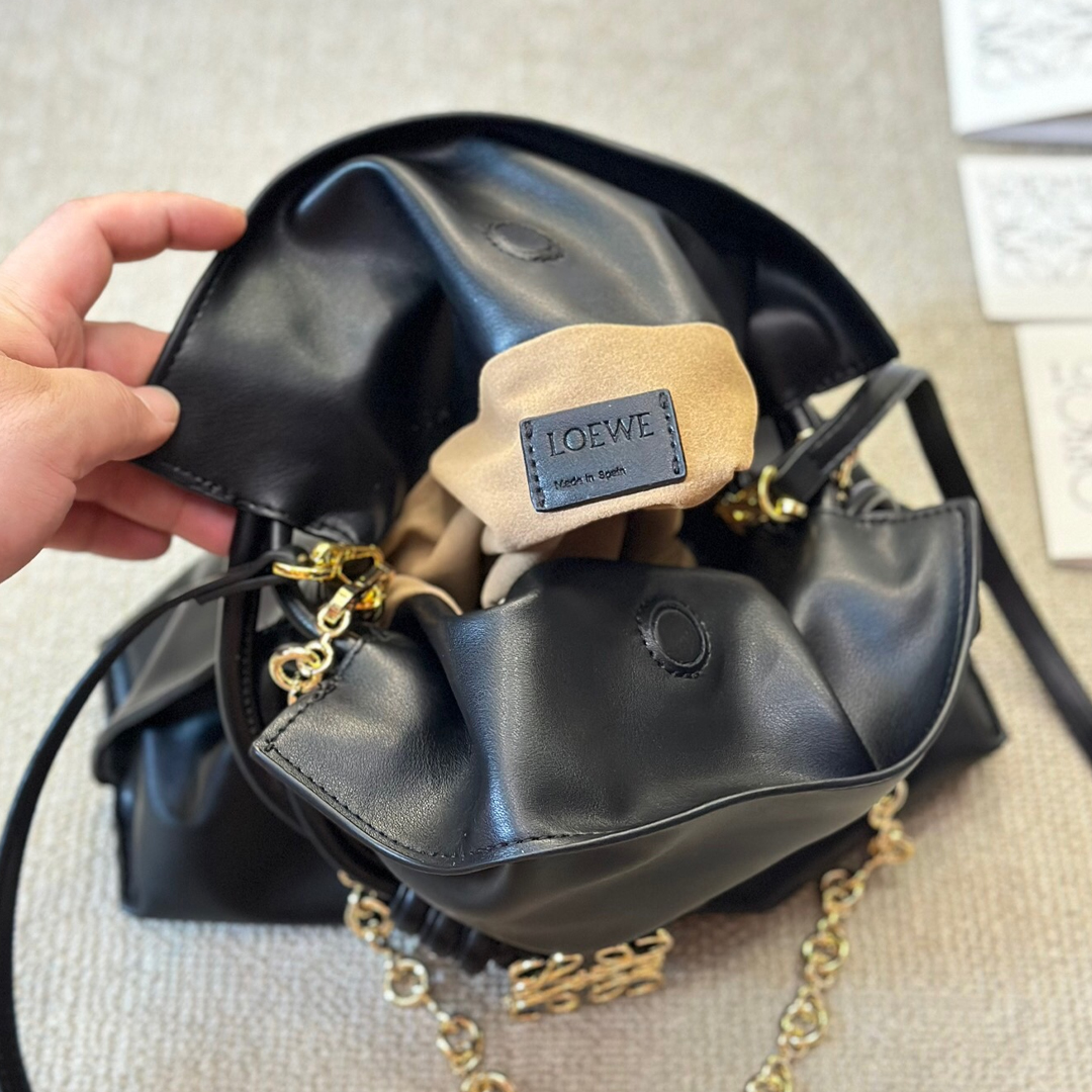 LOEWE-flamenco purse