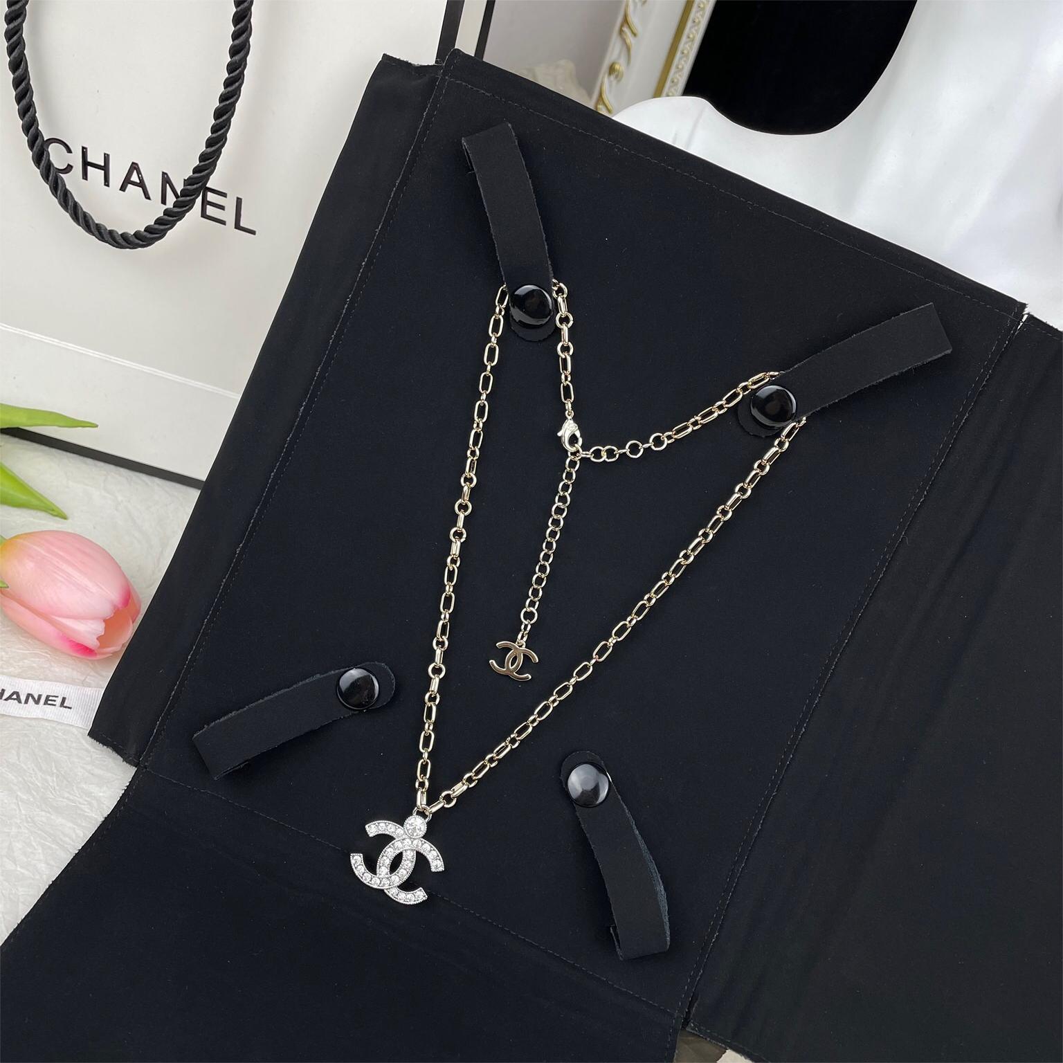 Chanel-Gold and silver contrasting chain white diamond double C pendant necklace