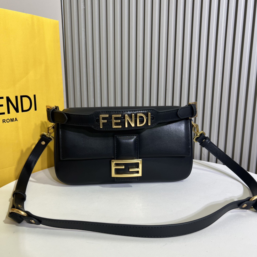 Fendi-Baguette Medium Black Stick Bag