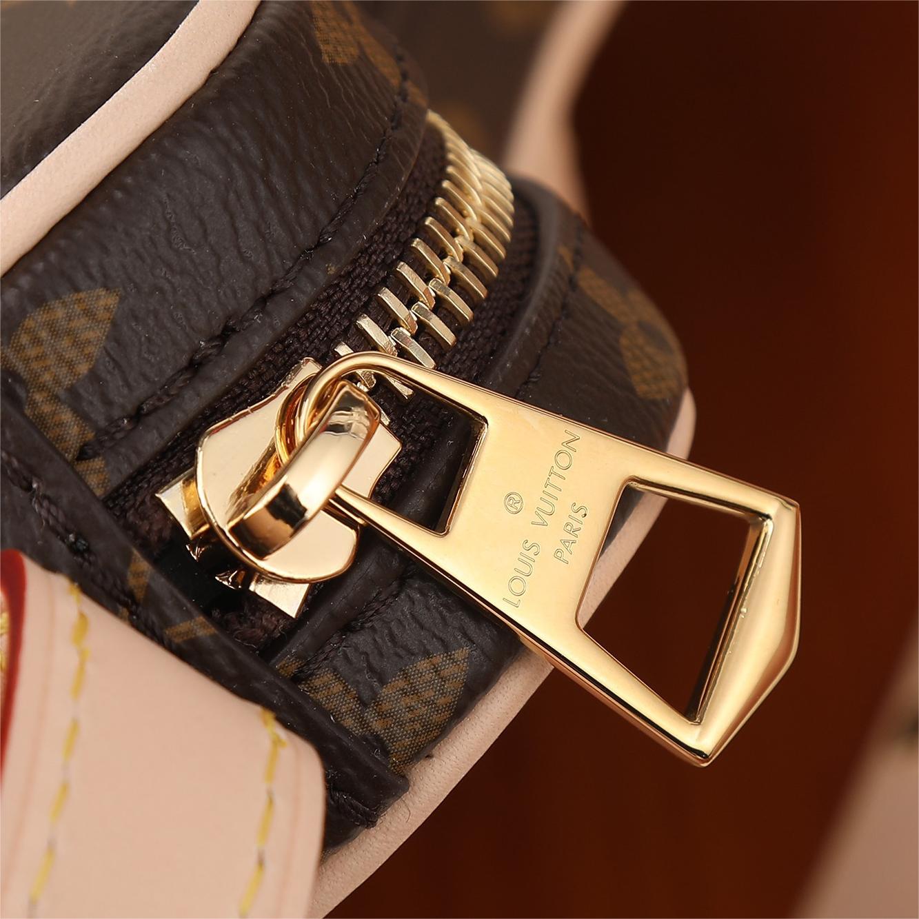 LV-Croissant Medium Handbag