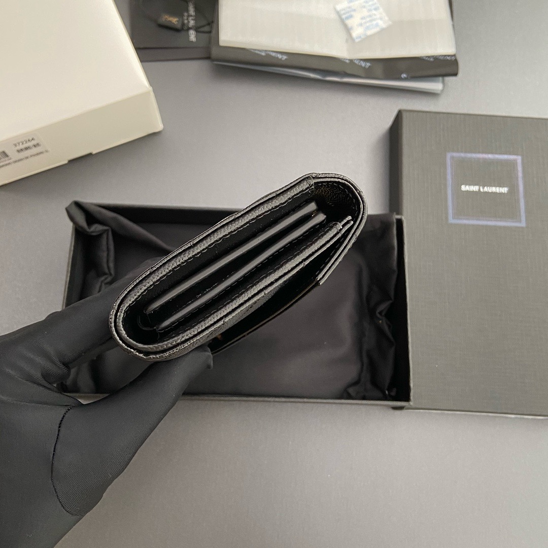 YSL-Matlasse flip top grain embossed leather wallet