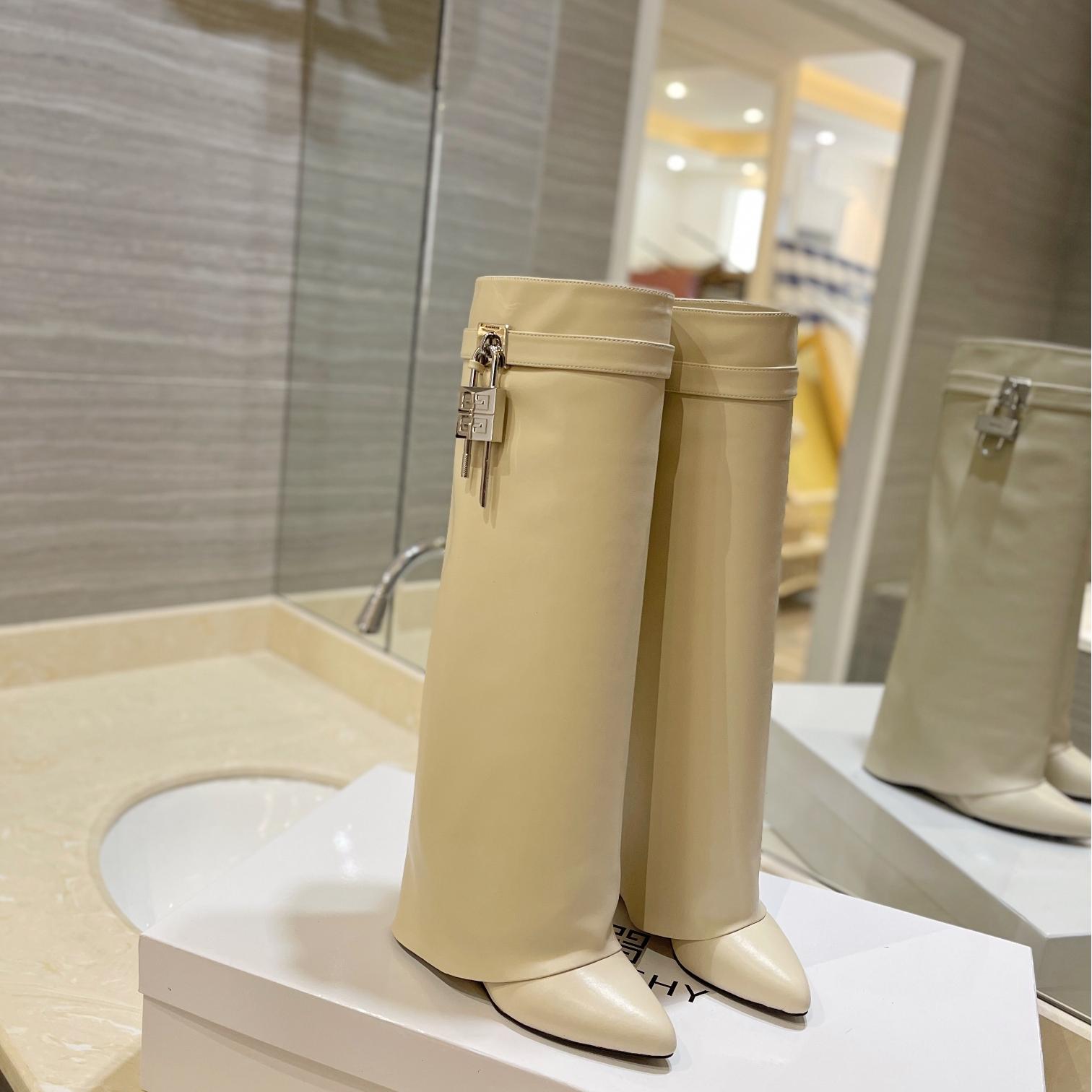 Givenchy-Fashion boots shiny leather boots