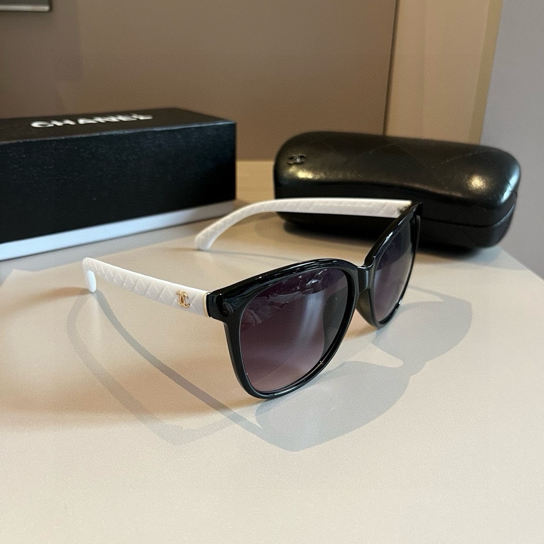 Chanel-Socialite style round frame Sunglasses