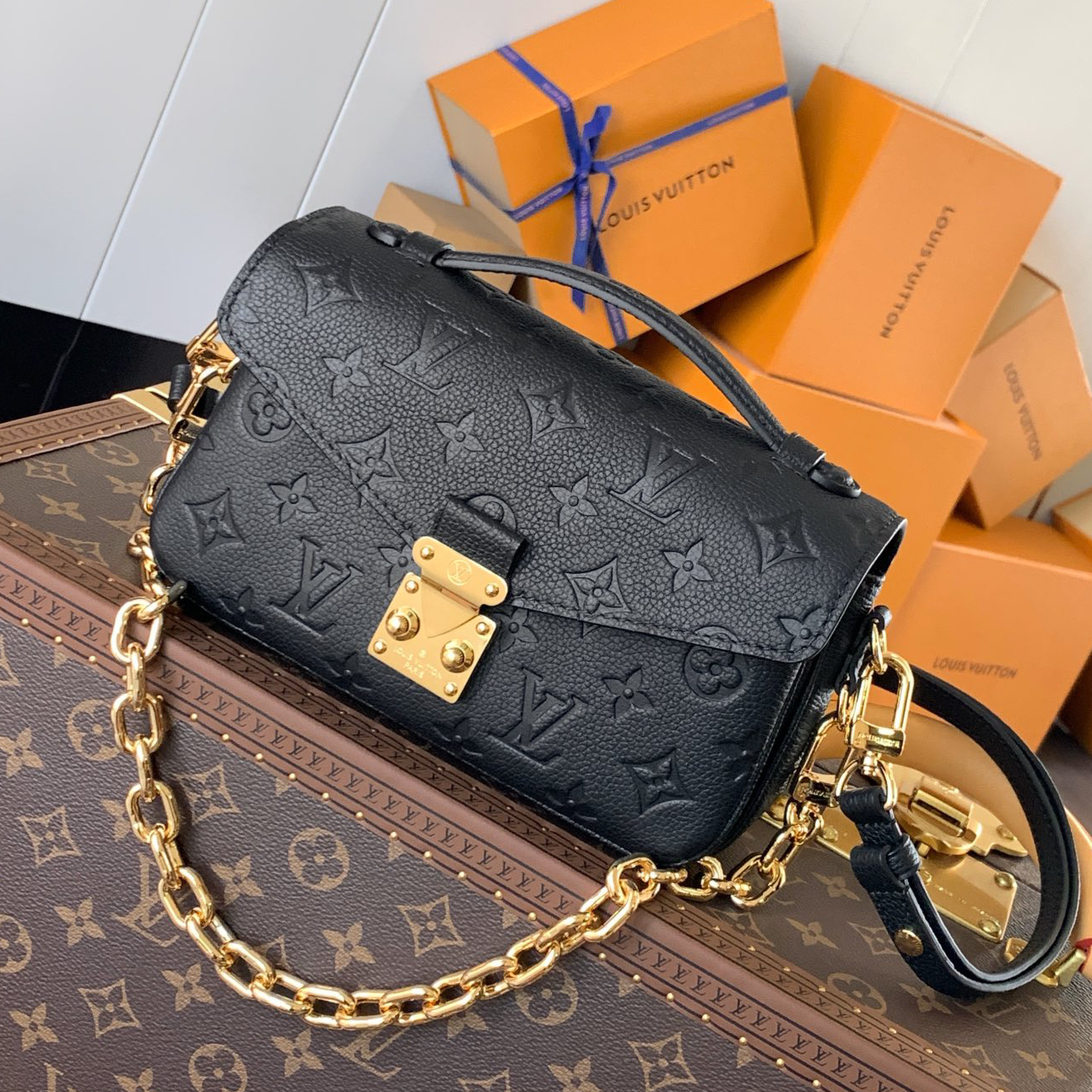 LV - Pochette Metis East - West Embossed Soft Grain Leather Handbag Crossbody Shoulder Bag