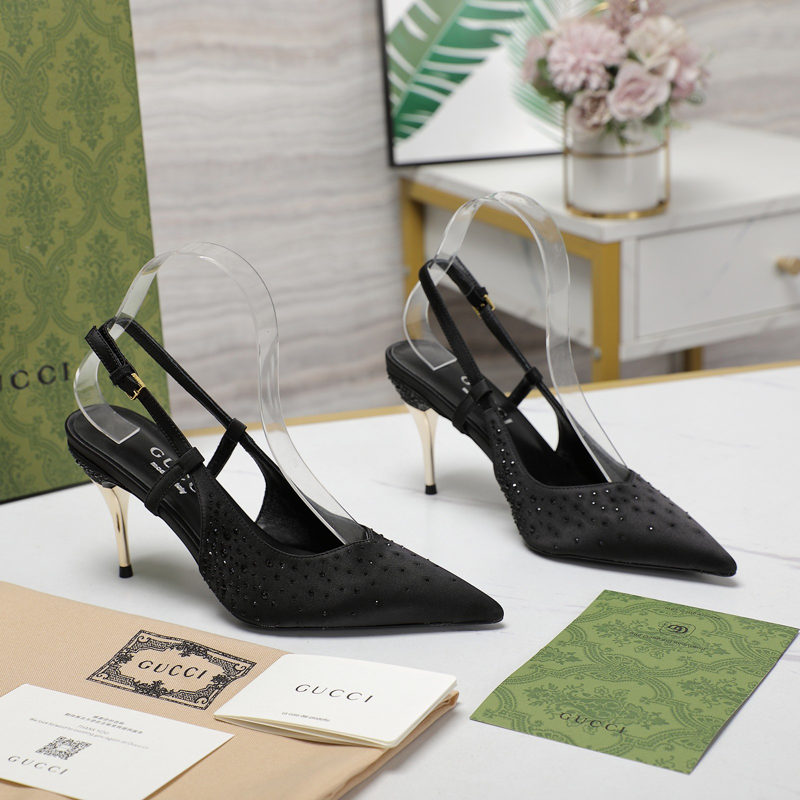 GUCCI-Pointed single shoe