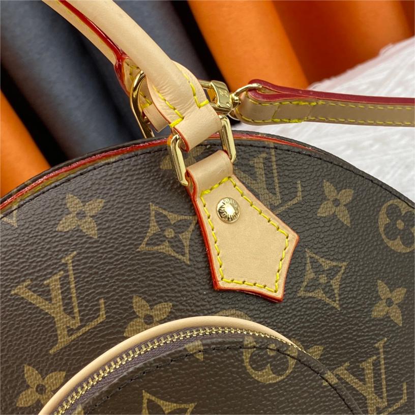 LV-Nicolas Ghesquière ellipse monogram