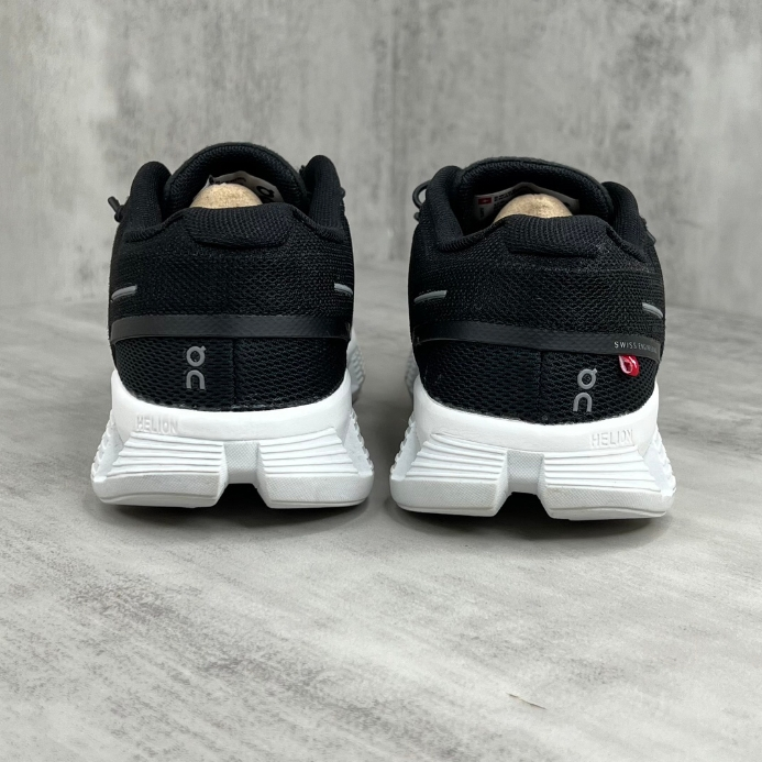 On-Low Cut Sports and Leisure Mesh Shoes