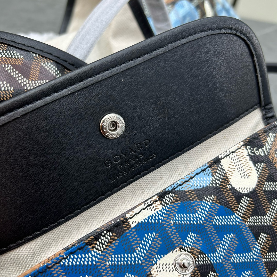 Goyard-Graffiti shopping bag