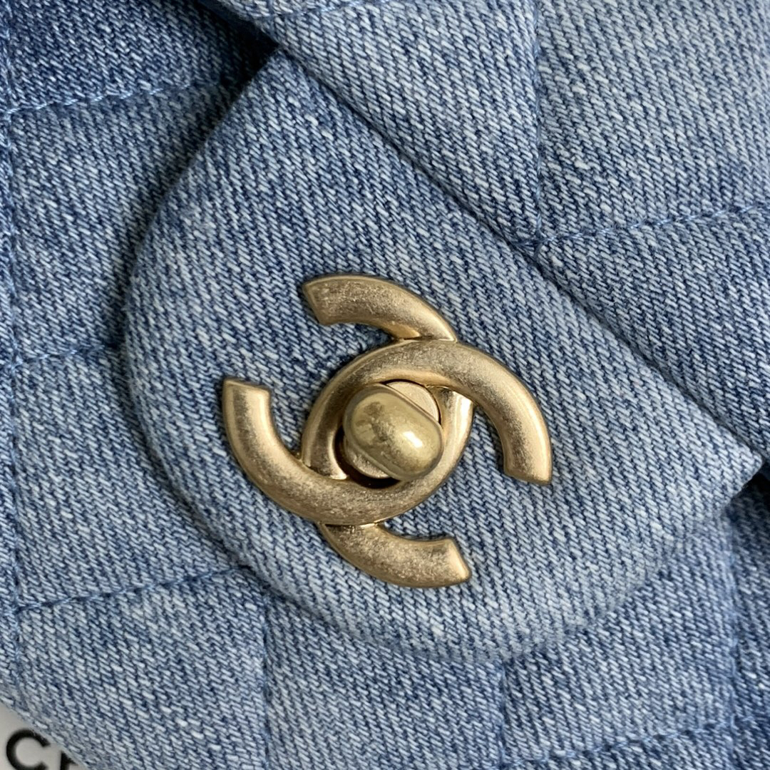 chanel - cf Gradient Denim Bag