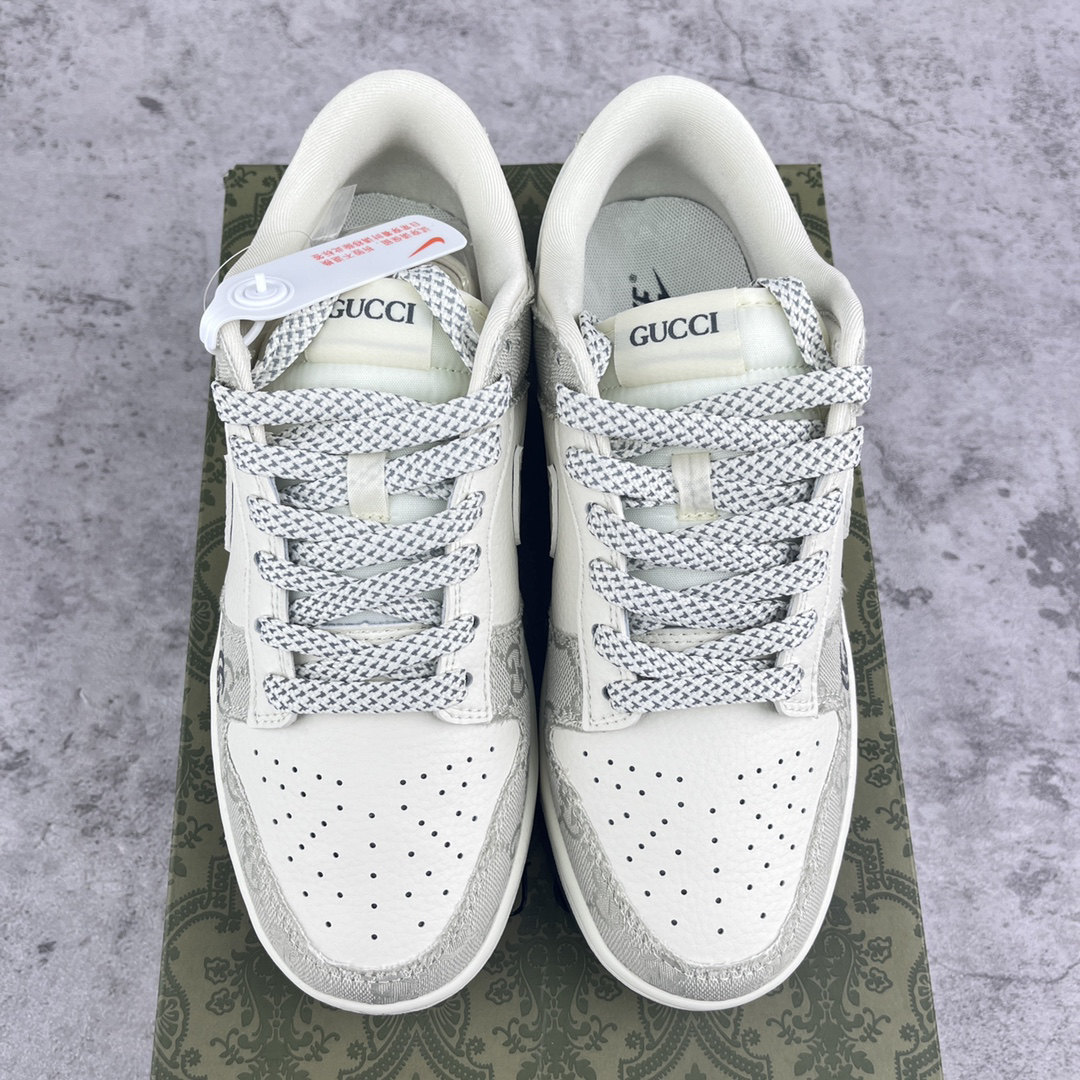 GUCCI-nk sb dunk low supreme