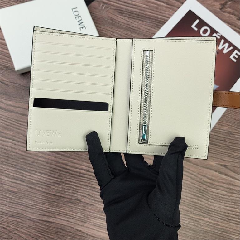 LOEWE-Medium sized coin purse