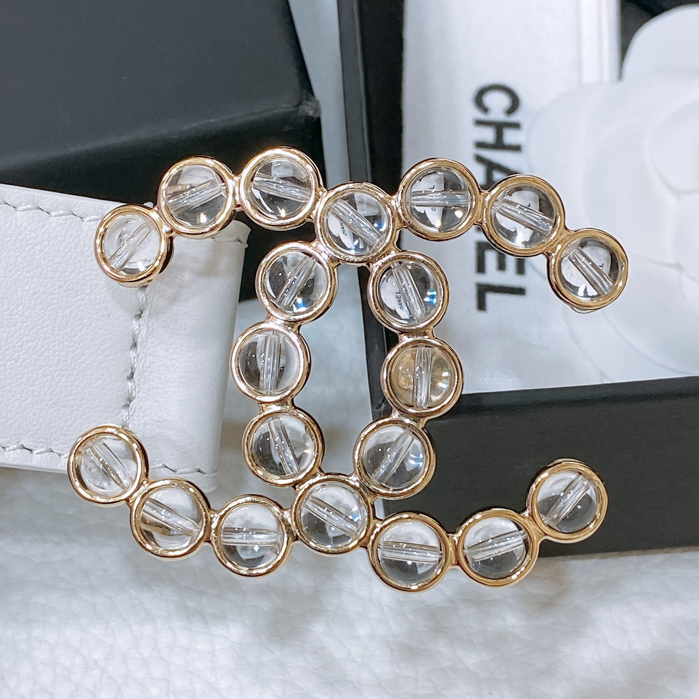 Chanel-Flat leather belt with cowhide pattern