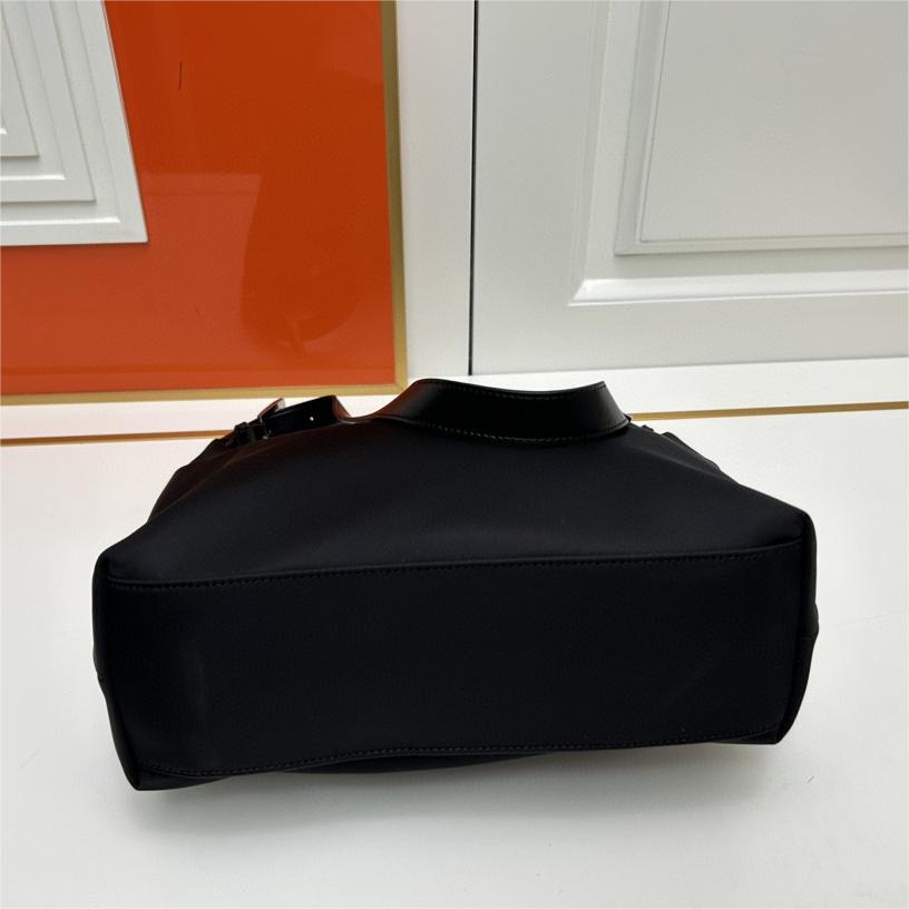 Prada-Hobo used armpit bag