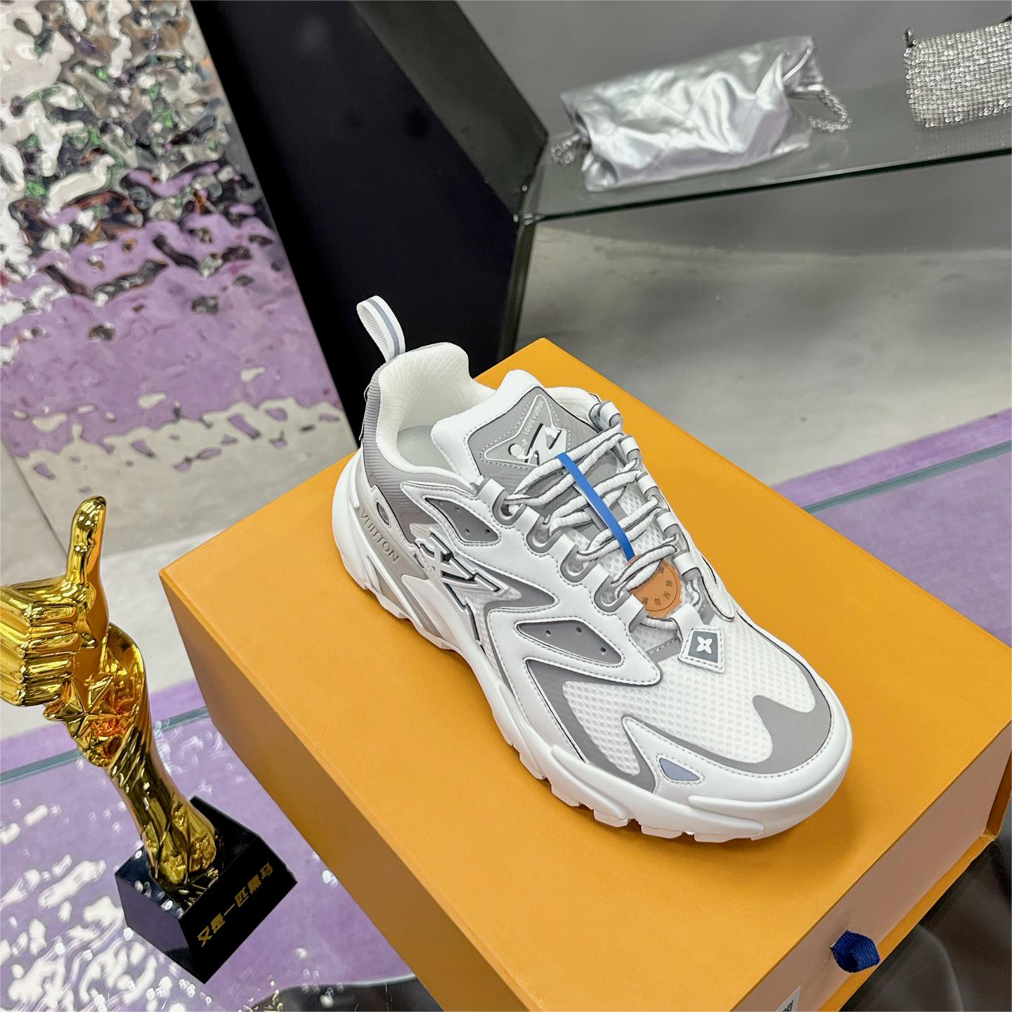 LV-Runner tatic monogram