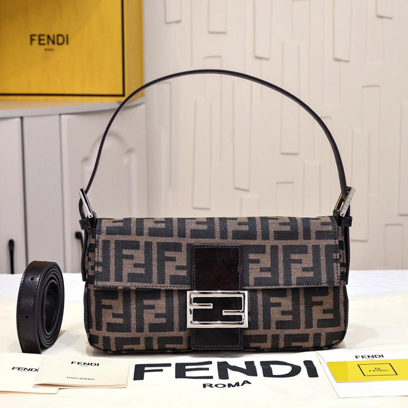 FENDI- Baguette Shoulder Carrying Crossbody Bag